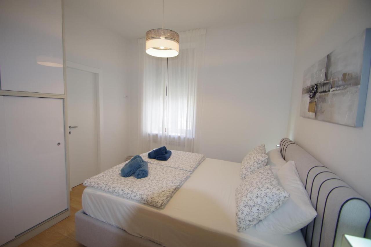Bright & Modern 2-bedroom Flat In